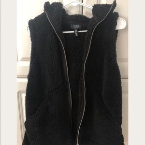 Sherpa vest